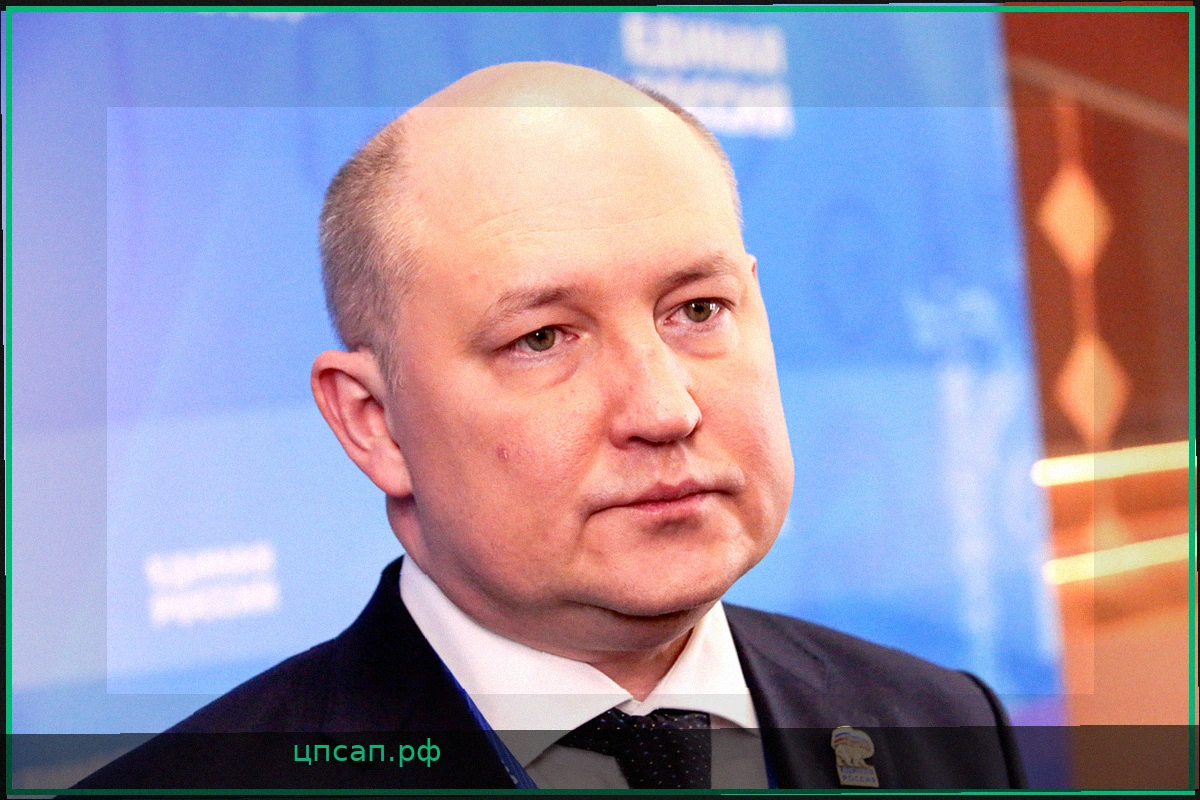 Губернатор Севастополя призвал жителей не создавать очереди за топливом