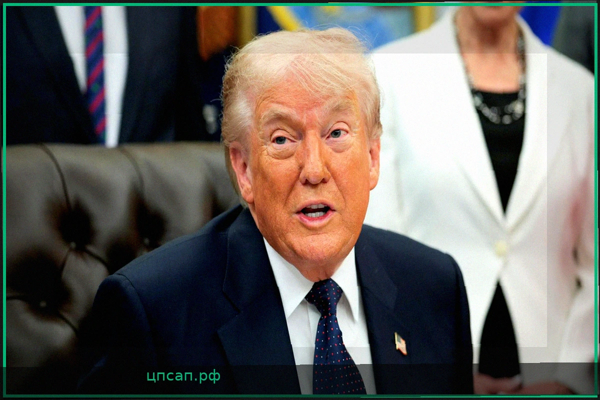 Трамп приостанавливает сопровождение судов США в Ормузском проливе
